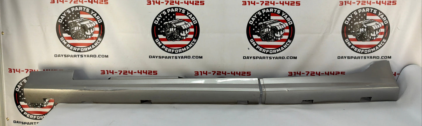 2006 Cadillac CTS-V LH Driver Rocker Molding Side Skirts Panels OEM