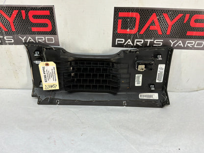 Knee bolster - Day's Parts Yard