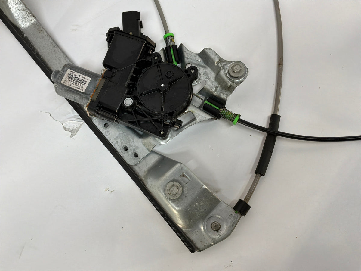 2014 Chevy SS Sedan LH Driver Front Window Regulator Motor OEM