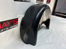 Lh rear wheel liner - Day's Parts Yard
