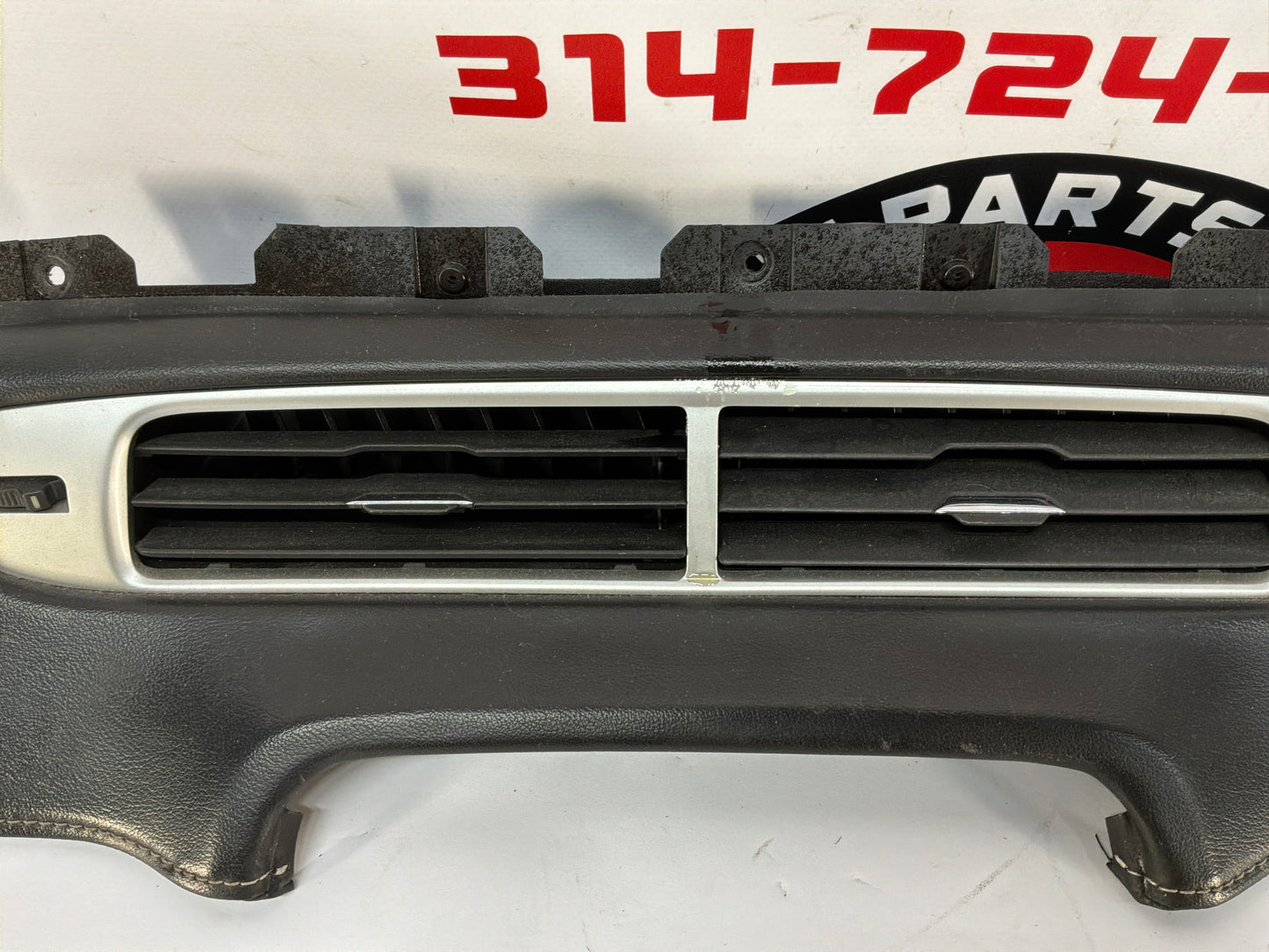 2015 Chevy Camaro SS 1LE Leather Dash Vent Trim Molding Panel Insert OEM