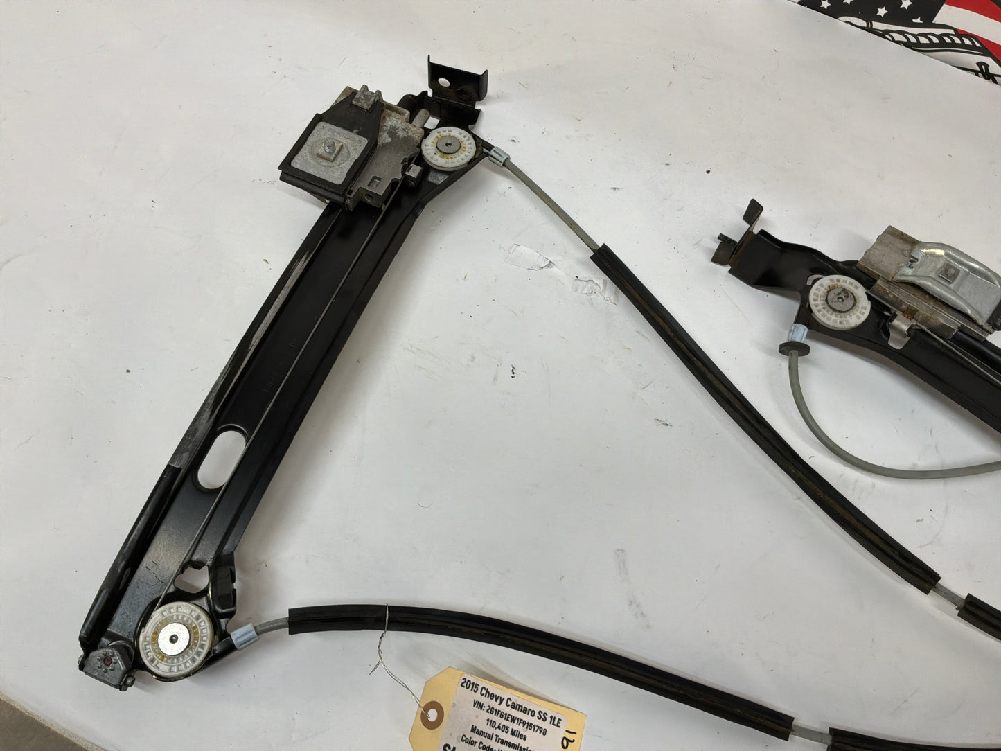 2015 Chevy Camaro SS 1LE LH Driver Front Window Regulator OEM