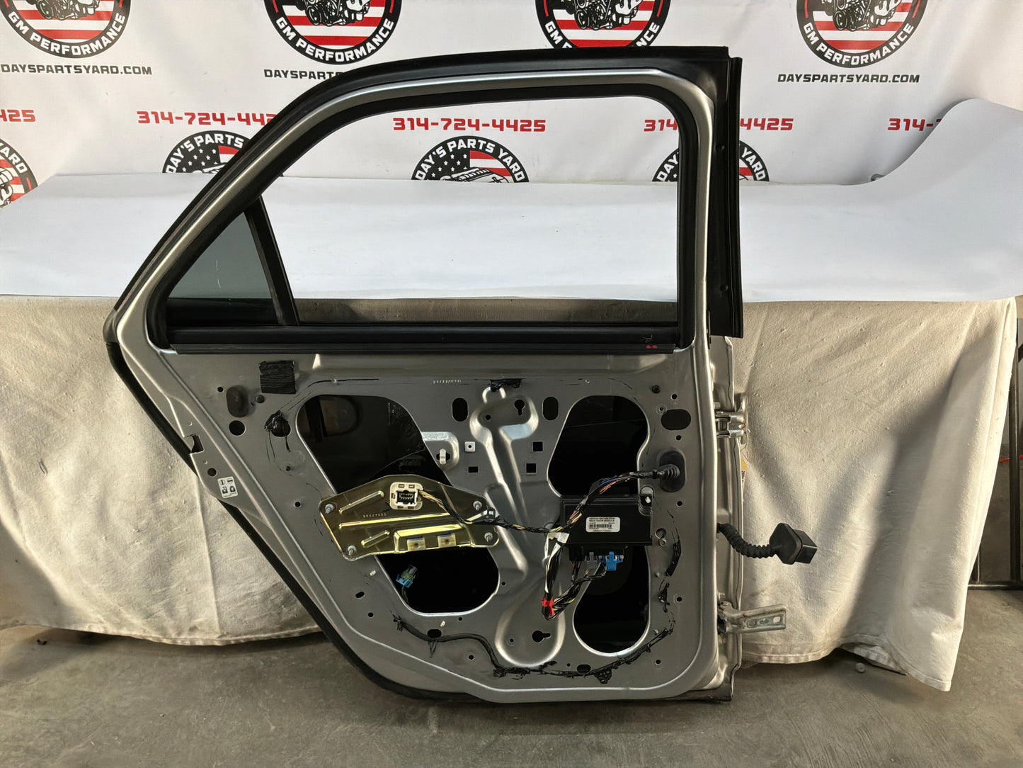 2006 Cadillac CTS-V LH Driver Exterior Rear Door OEM Silver