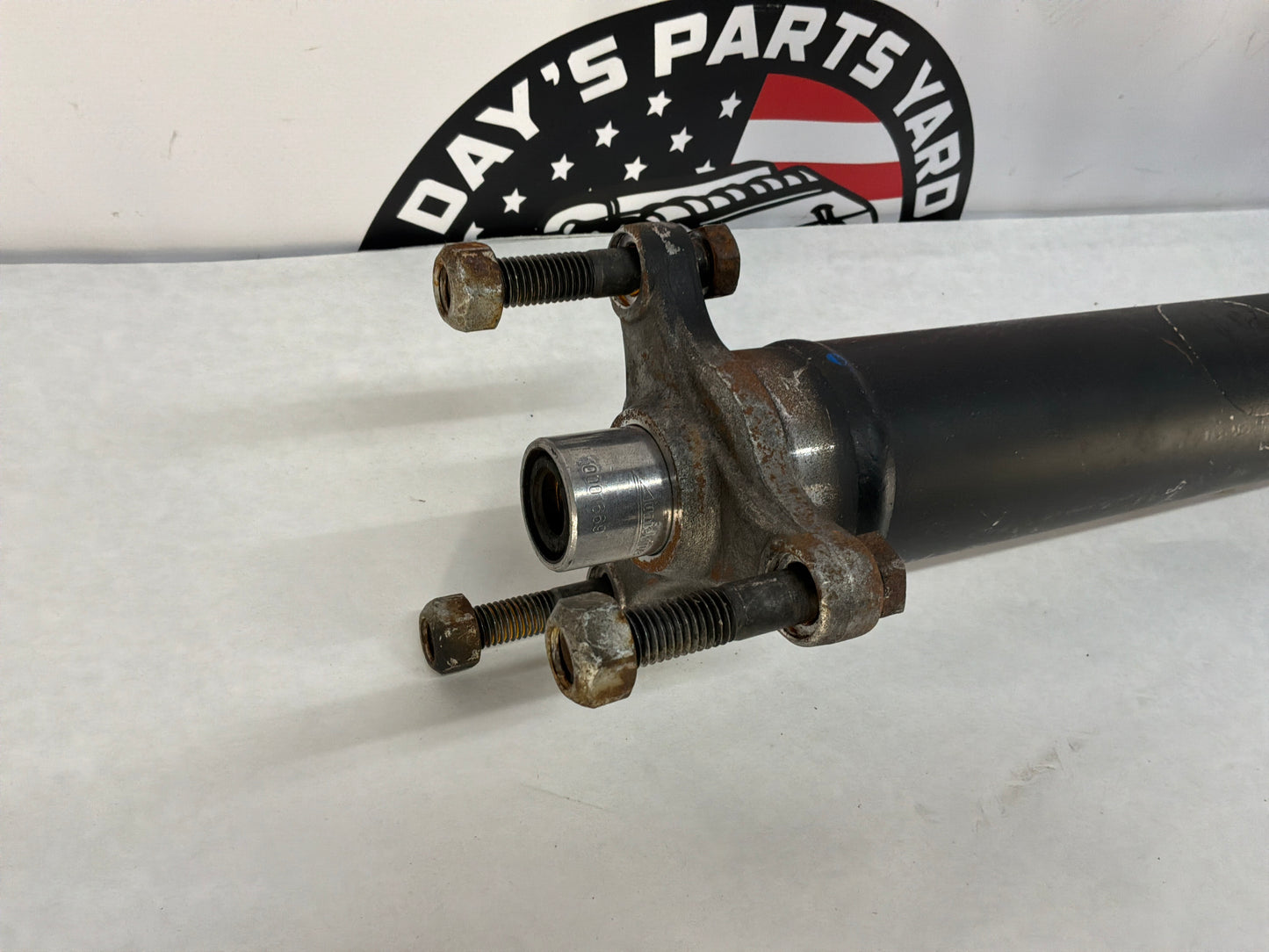 2005 Pontiac GTO Drive Propeller Shaft Driveshaft OEM