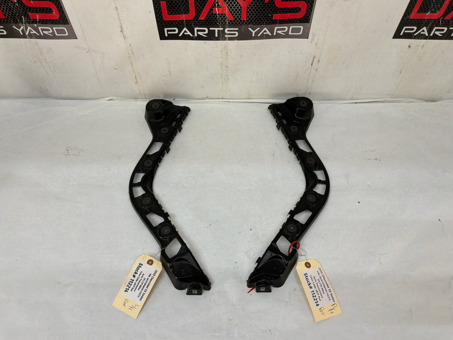 2015 Chevy SS Sedan RH & LH Rear Bumper Brackets Guides Supports OEM
