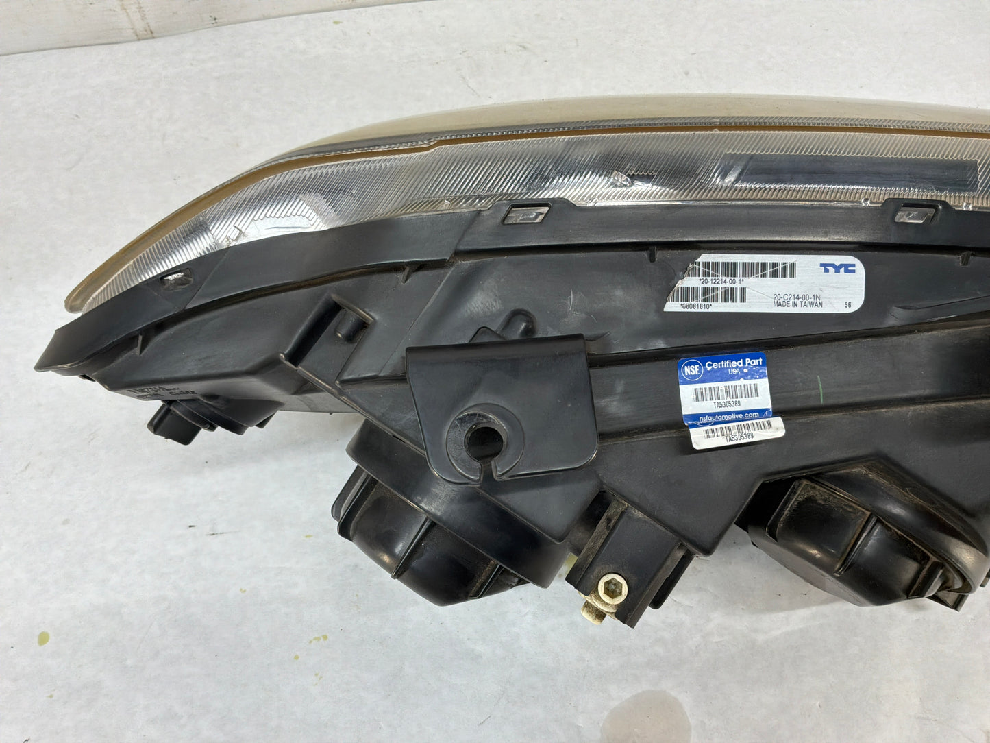 2008 Pontiac G8 GT LH Driver Headlights Head Light Lamps OEM