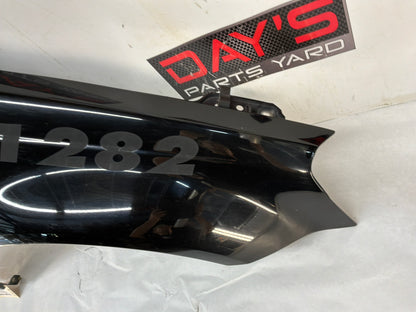Rh fender - Day's Parts Yard