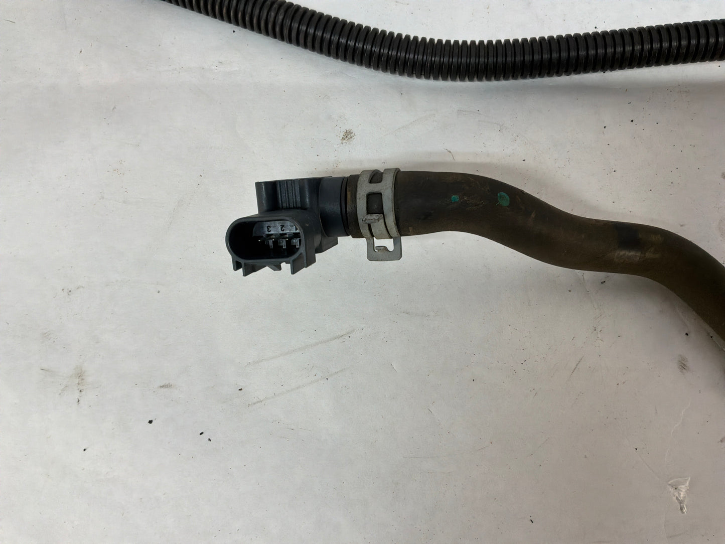2011 Chevy Caprice PPV Intake Manifold EVAP Purge Solenoid Vacuum Hoses Lines Tubes OEM