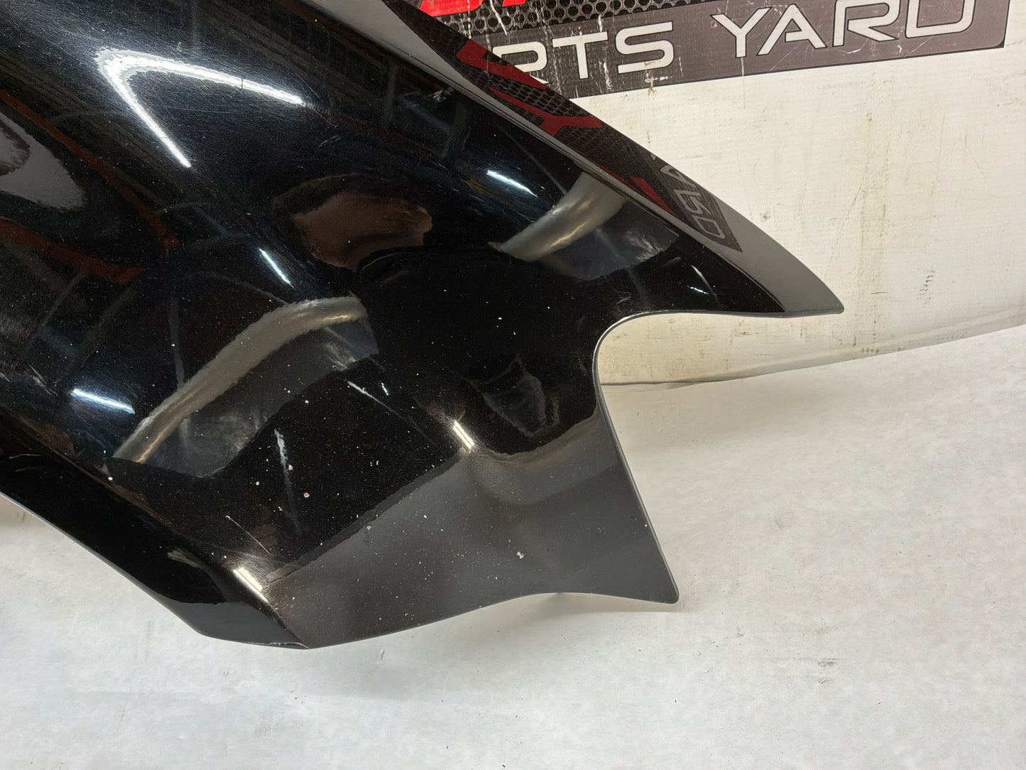 2008 Pontiac G8 GT RH Passenger Fender Black OEM