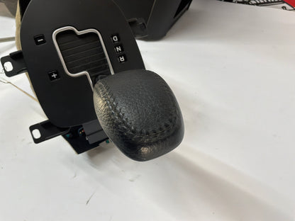 2008 Pontiac G8 GT Center Console w/Shifter OEM