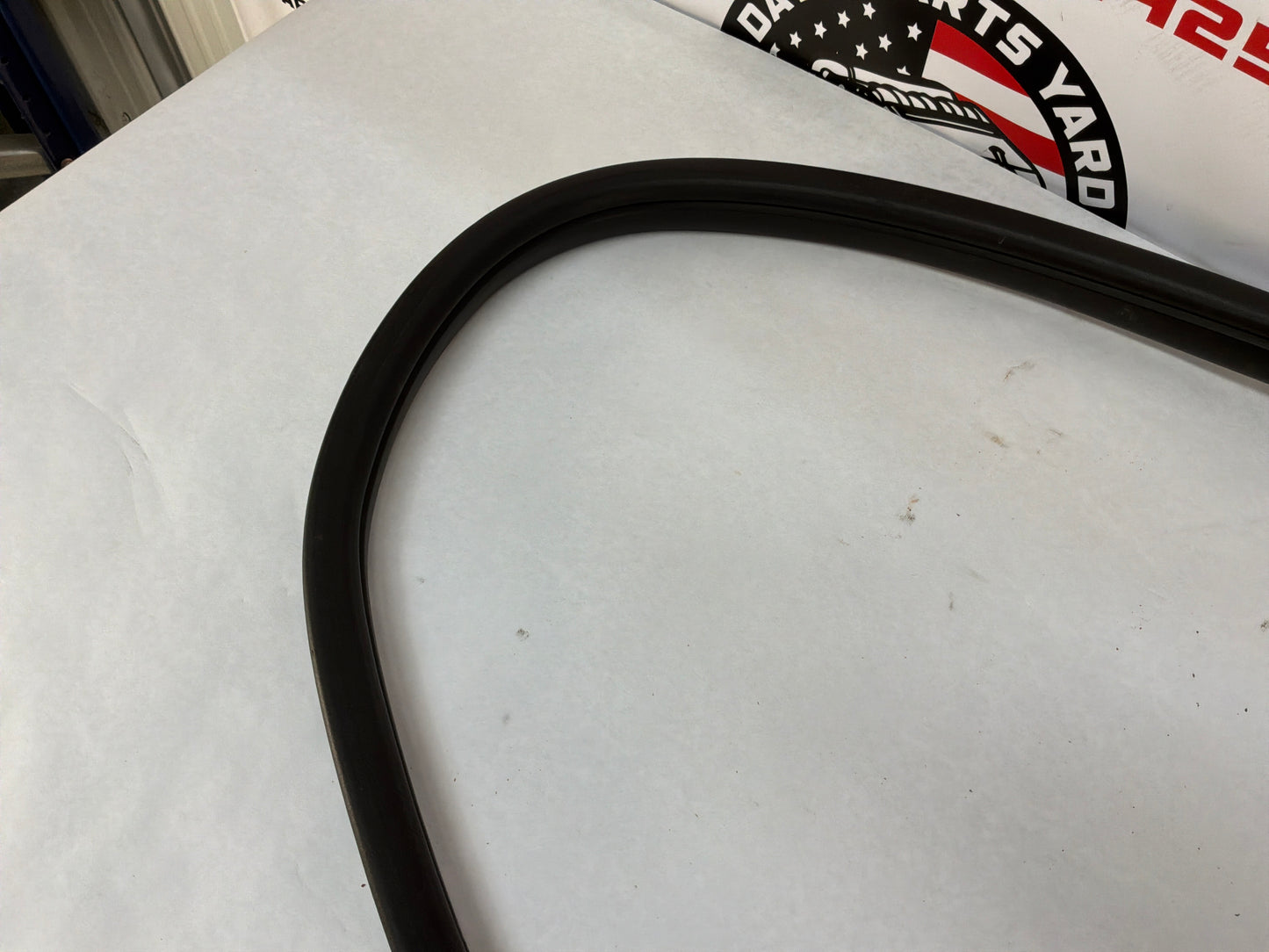 2014 Chevy SS Sedan RH Passenger Front Door Weather Strip Rubber Seal OEM