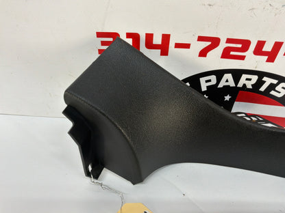 2006 Pontiac GTO RH Passenger Console Dash Trim Extension Panel OEM