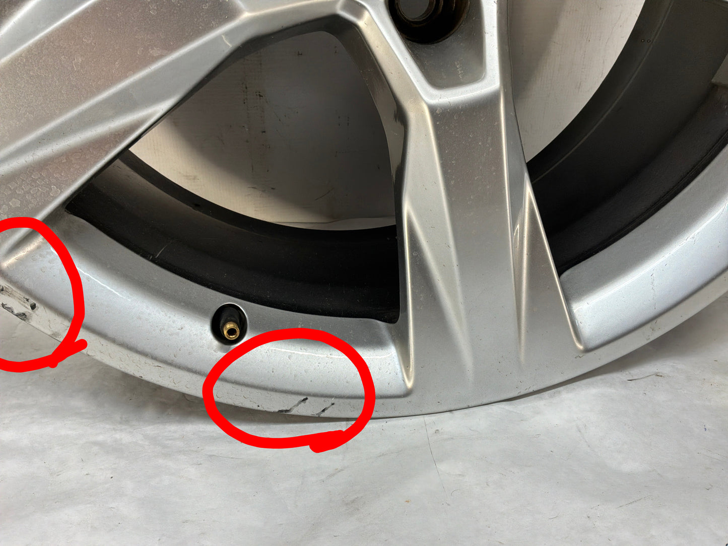 2023 Chevy Camaro SS Factory OEM Rear 20x8.5 Wheel
