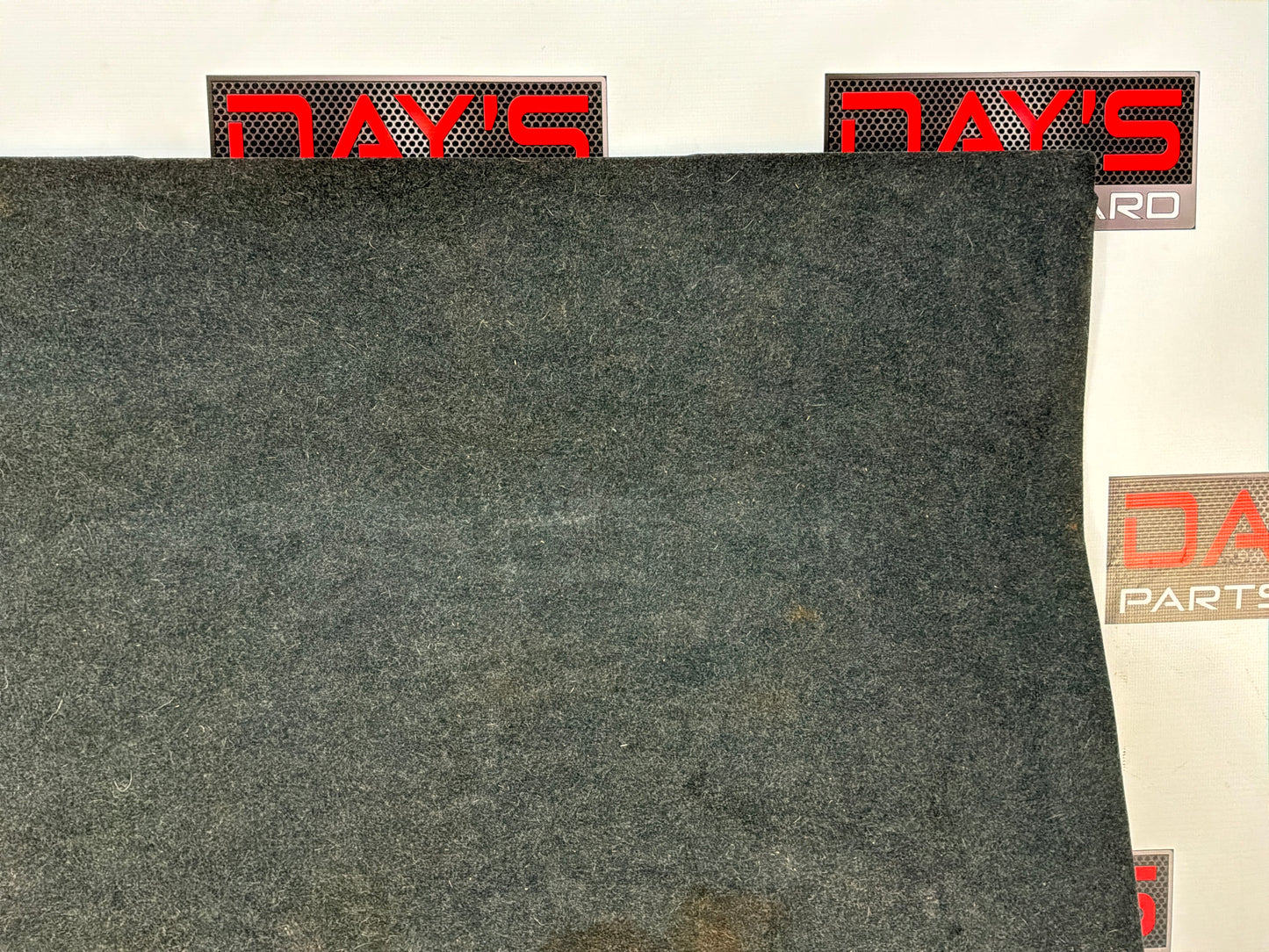 Trunk carpet - Day's Parts Yard