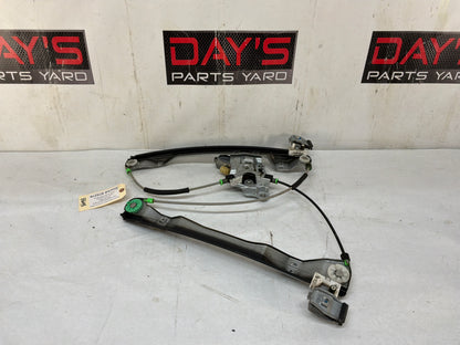 2014 Chevy Caprice PPV LH Driver Front Window Regulator Motor OEM