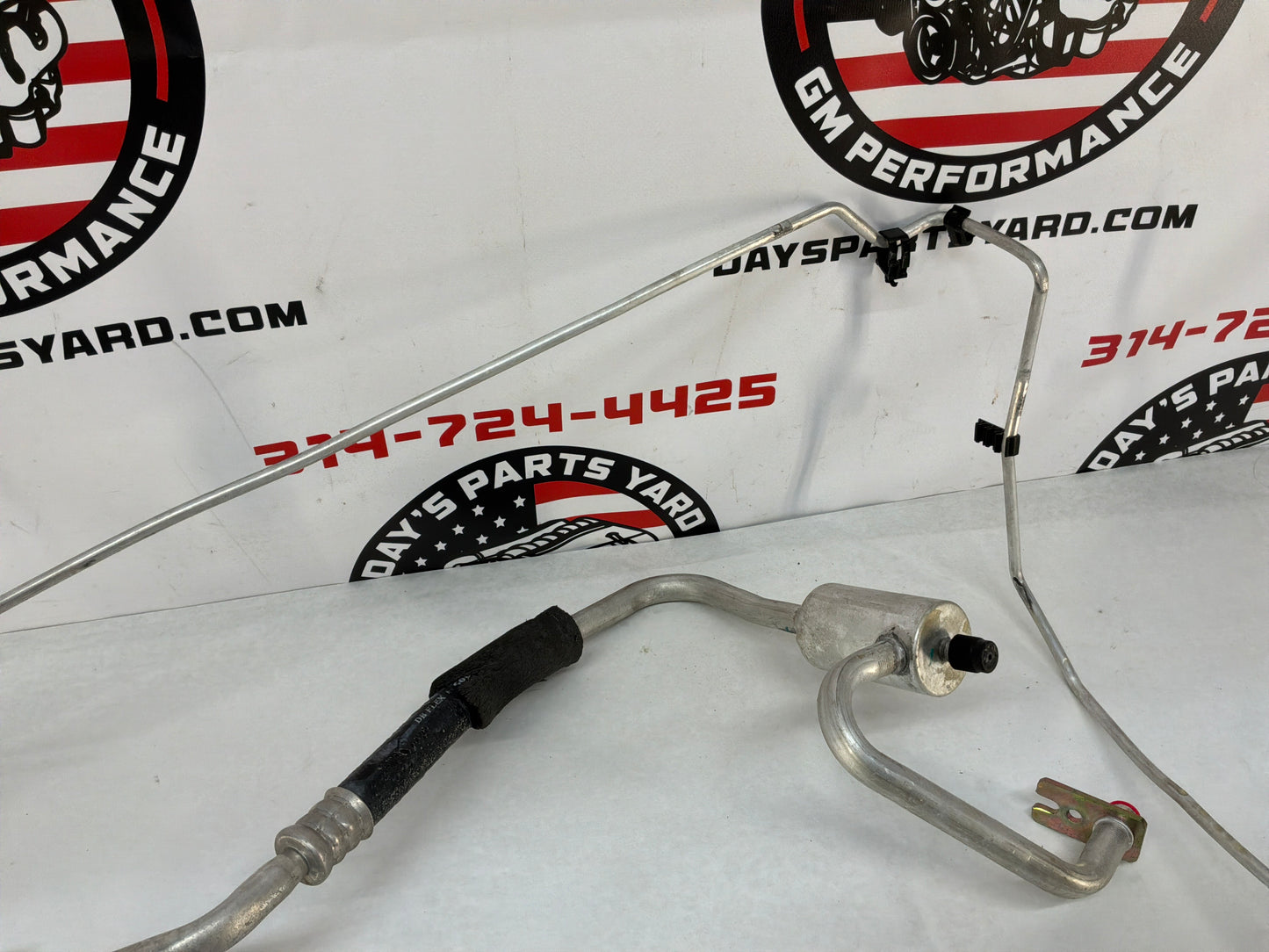2005 Pontiac GTO Air Conditioner Compressor AC Hoses Lines Tubes OEM