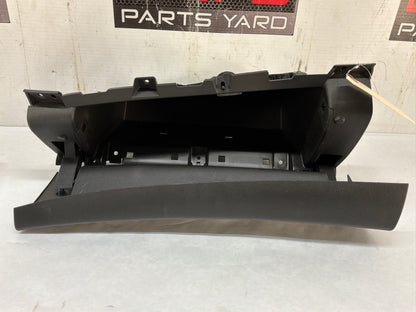 Glove box - Day's Parts Yard