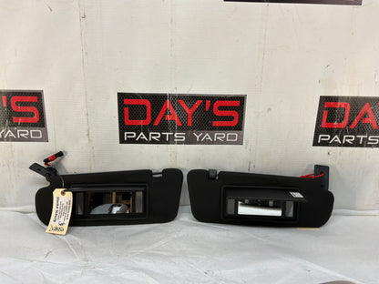 2008 Pontiac G8 Base RH & LH Sunvisor Sun Visor Shade w/ Clips OEM