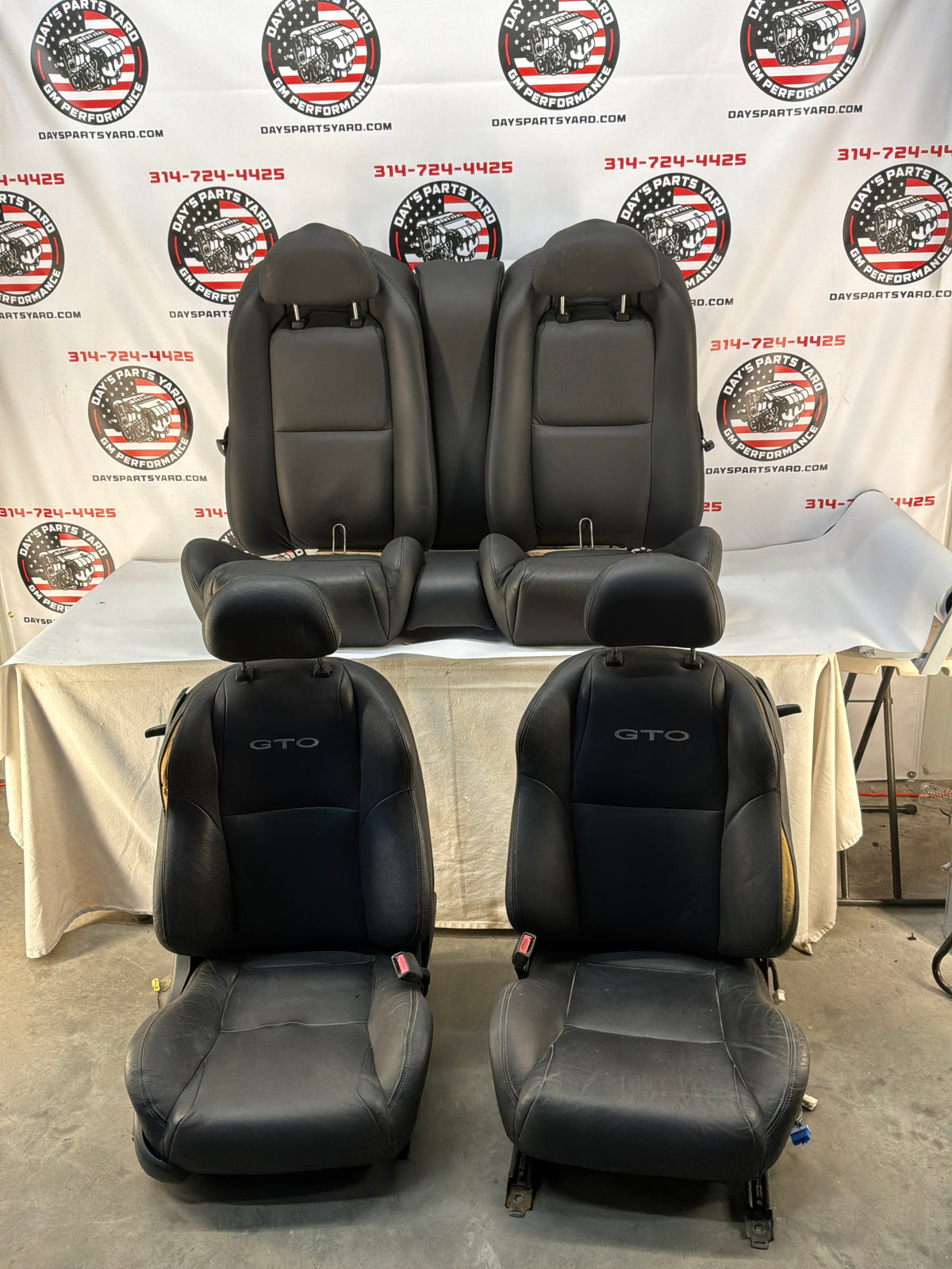 2006 Pontiac GTO Seats Front and Rears Black Leather OEM