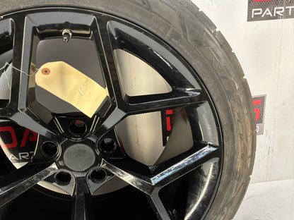 2015 Chevy Camaro SS 1LE Reproduction Z28 Wheels and Tires