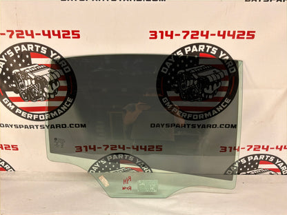 2014 Chevy SS RH Passenger Rear Door Window Glass OEM