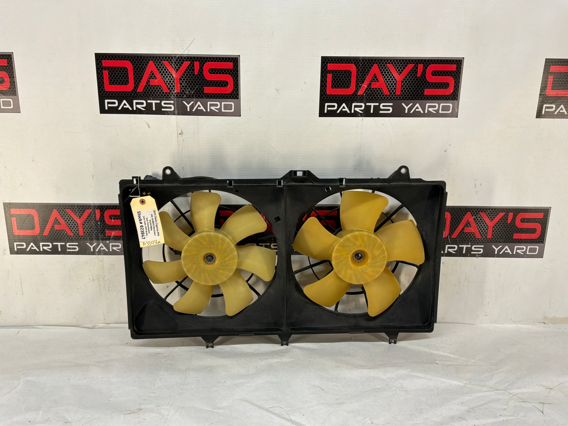 2013 Chevy Caprice PPV Radiator Duel Dual Electric Radiator Cooling Fans OEM - Day's Parts Yard
