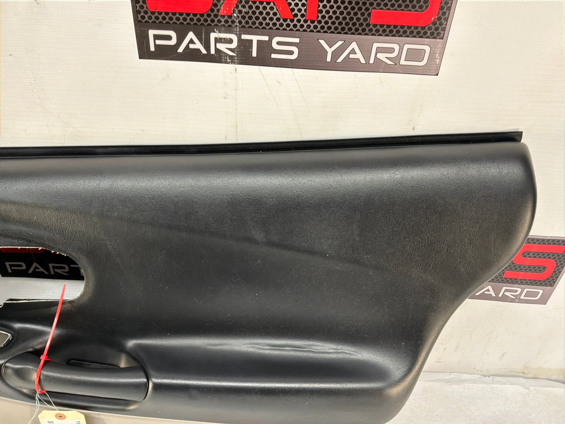 Rh front door panel - Day's Parts Yard