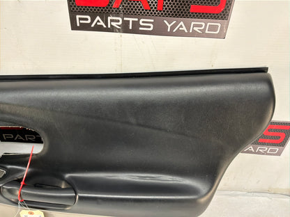 Rh front door panel - Day's Parts Yard