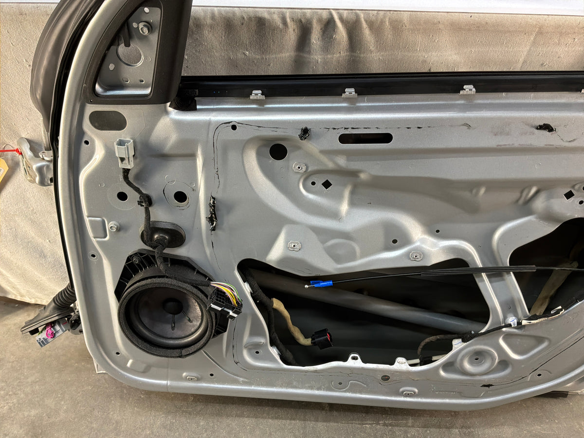 2017 Chevrolet SS Sedan RH Passenger Front Exterior Door Silver OEM
