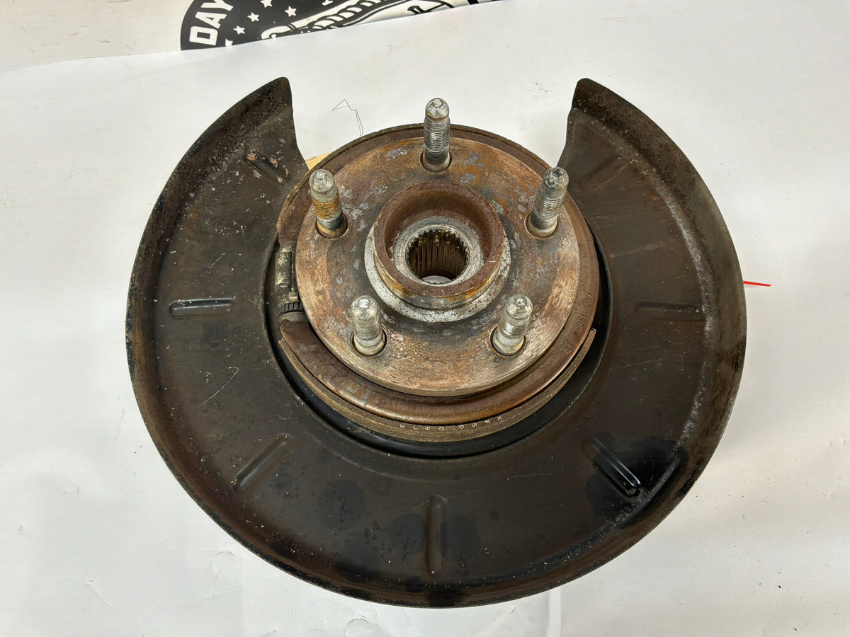 2014 Chevy Caprice PPV RH Passenger Rear Suspension Spindle Hub Knuckle Assembly OEM