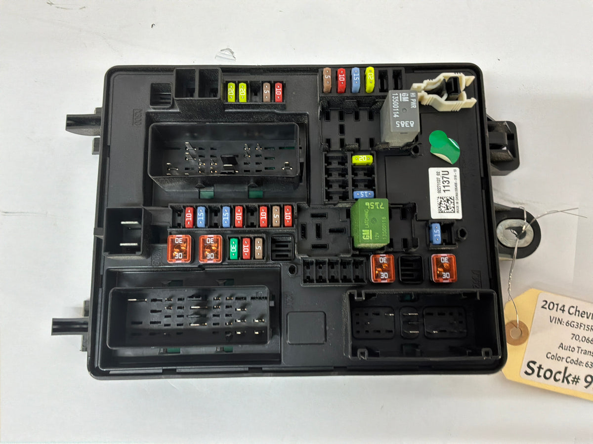 2014 Chevy SS Sedan Rear Fuse Relay Wiring Harness Junction Box Block OEM