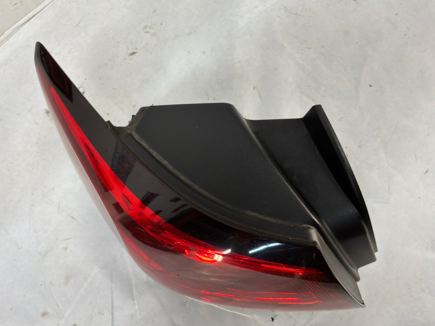 2017 Chevy SS Sedan LH Driver Outer Tail Light Taillight Stop Lamp OEM