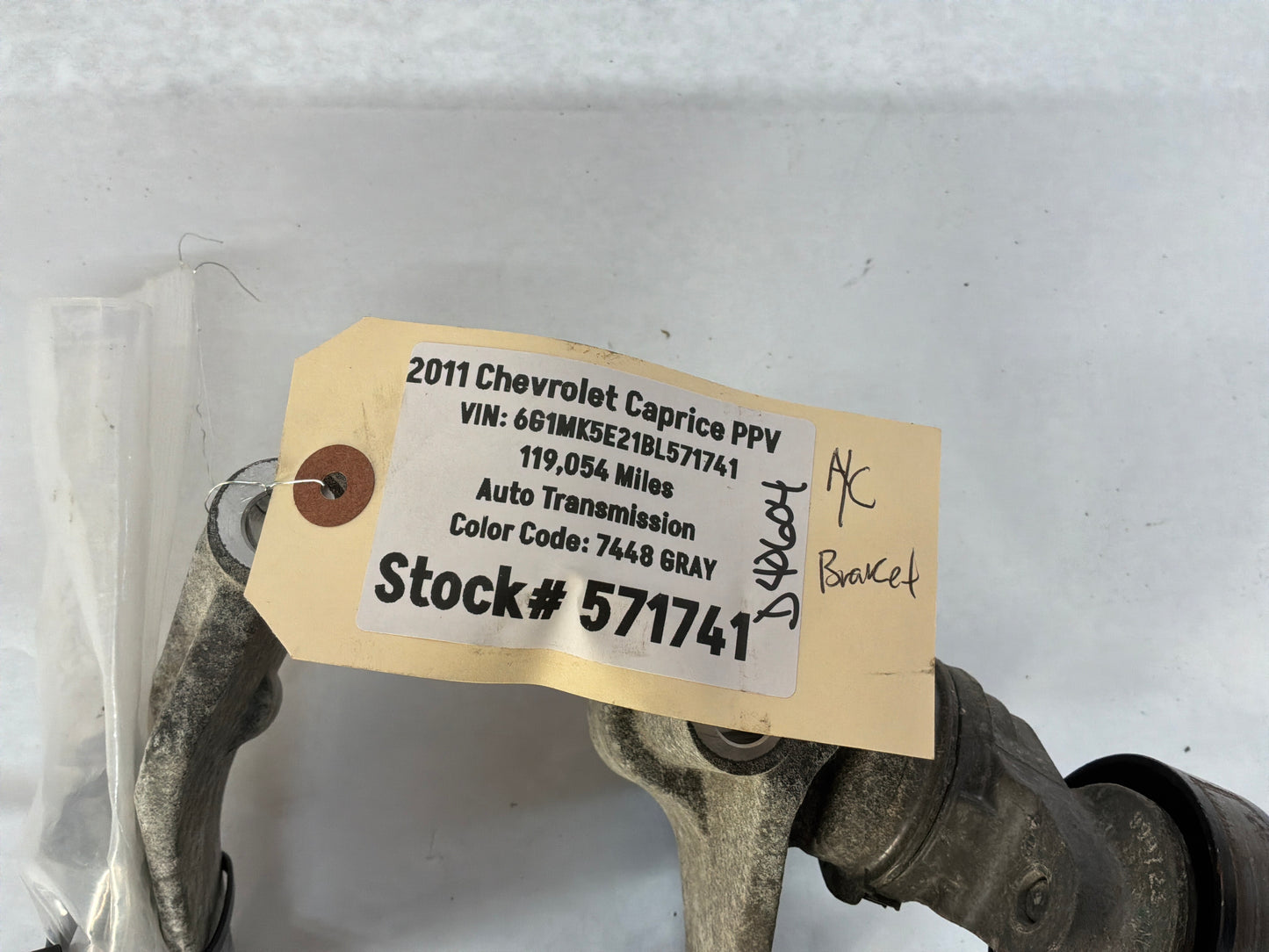 2011 Chevy Caprice PPV AC A/C Air Conditioner Compressor Bracket w/ Hardware OEM