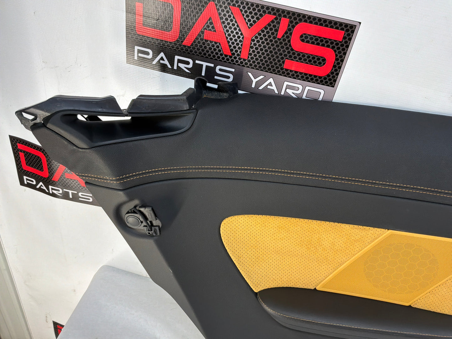 2011 Cadillac CTS-V Coupe LH Driver Rear Interior Quarter Door Panel Trim Saffron OEM