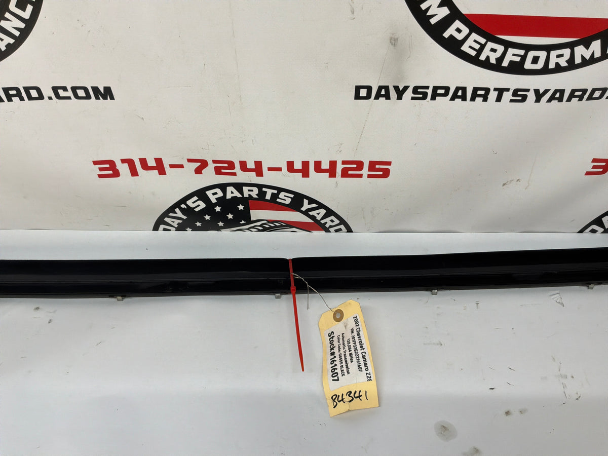 2002 Chevy Camaro Z28 RH Passenger Door Window Belt Molding Trim OEM