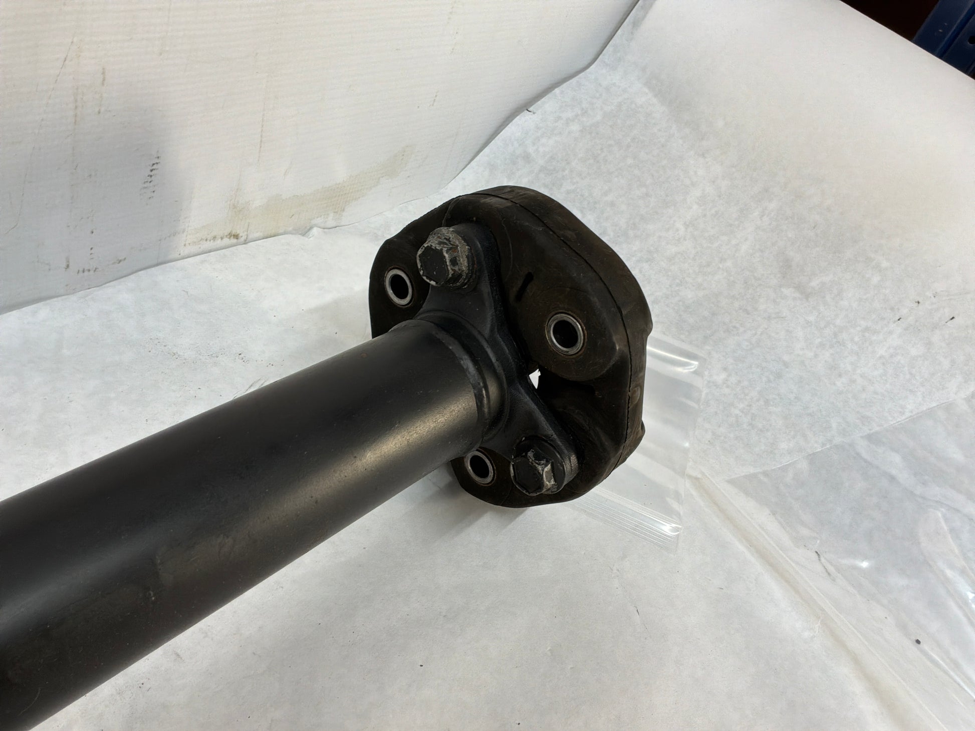 2015 Chevy SS Sedan Automatic Driveshaft Drive Shaft Propeller OEM - Day's Parts Yard