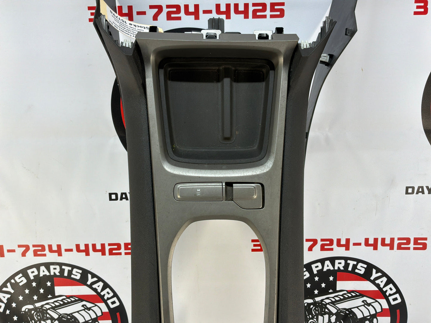 2015 Chevy Camaro SS 1LE Complete Center Console Arm Rest OEM