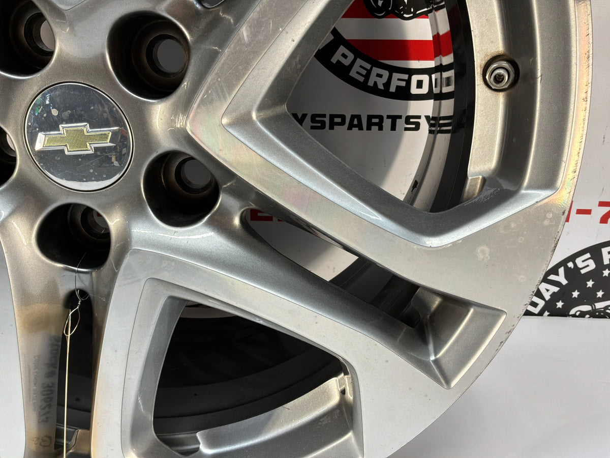 2017 Chevy SS Sedan Factory OEM Rear Wheel 19x9 OEM HAS A FLAT SPOT