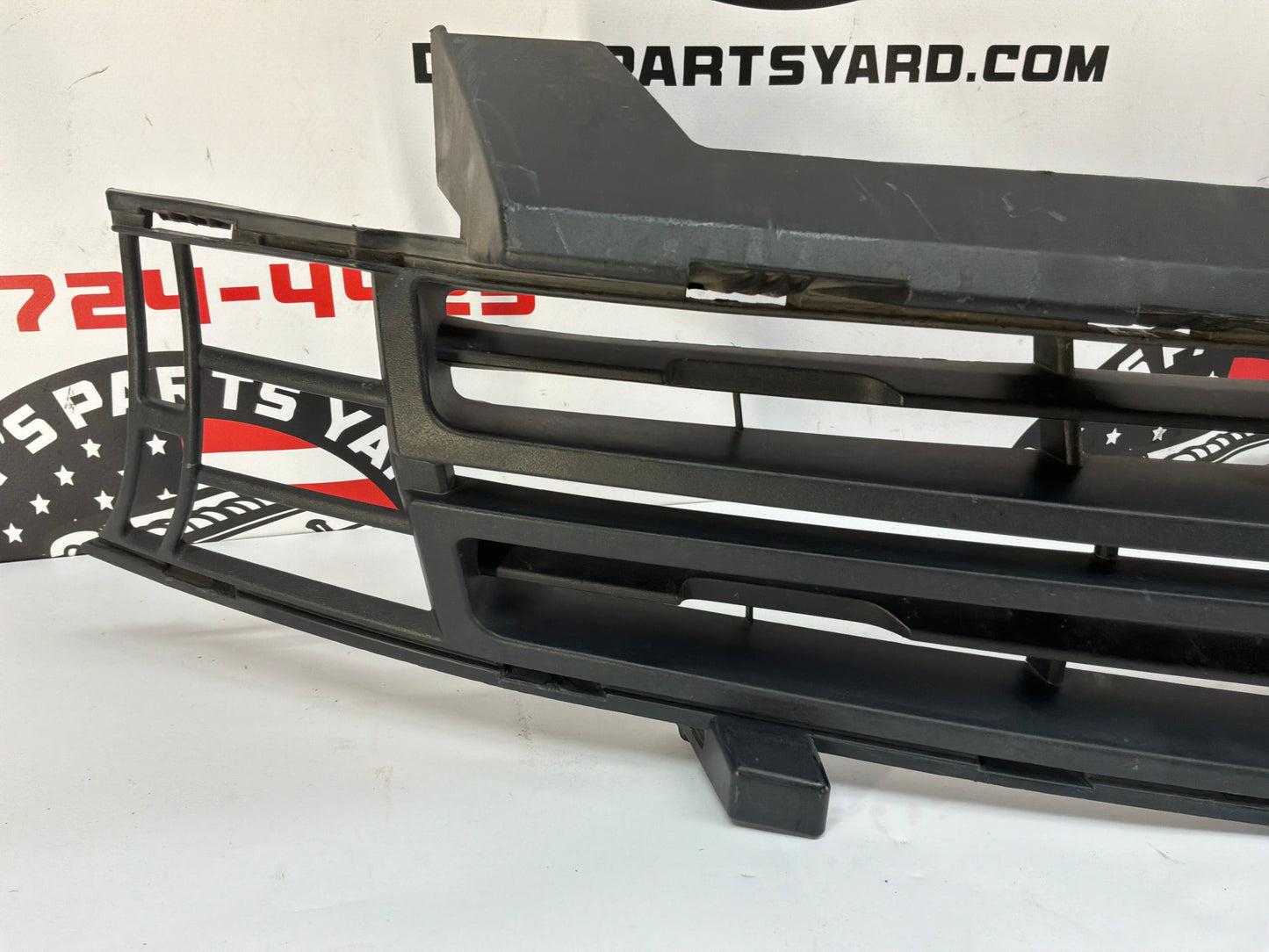 2013 Chevy Camaro ZL1 Front Bumper Fascia Upper Plastic Grille OEM