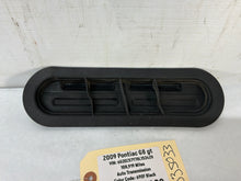 Lh Rubber vent - Day's Parts Yard