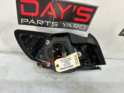 Head light - Day's Parts Yard