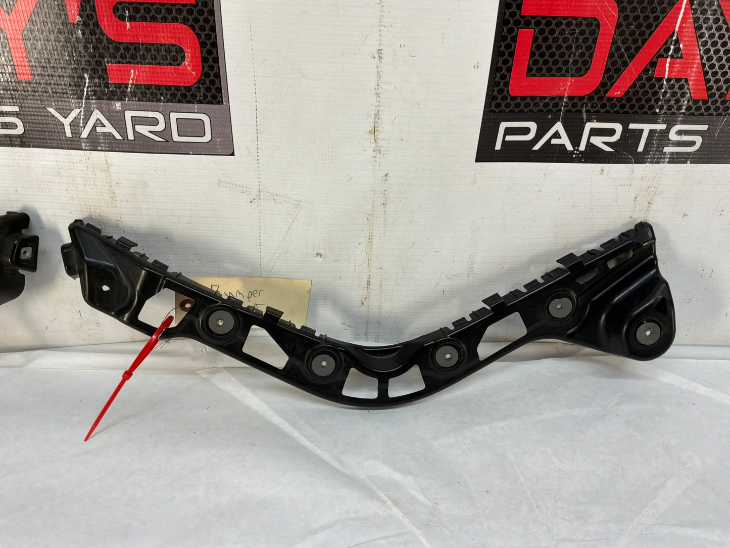 2016 Chevy SS Sedan Rear Bumper Support Brackets Braces Mounts RH & LH OEM