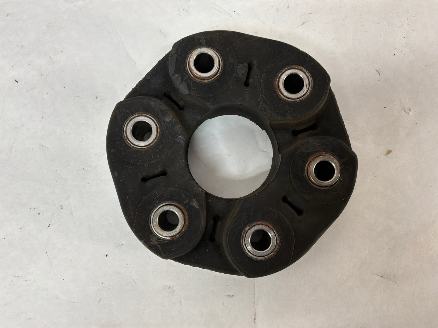 2014 Chevy SS Sedan Driveshaft Drive Shaft Couplers Isolators OEM