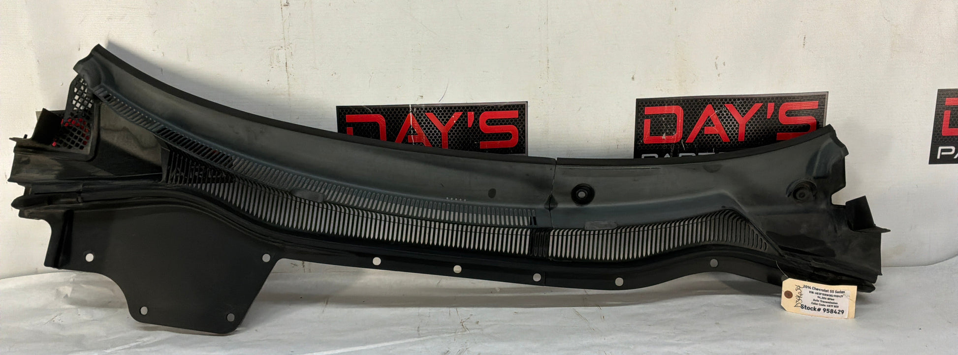 Cowl - Day's Parts Yard