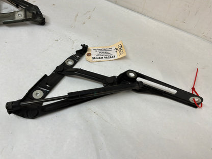Trunk hinges - Day's Parts Yard