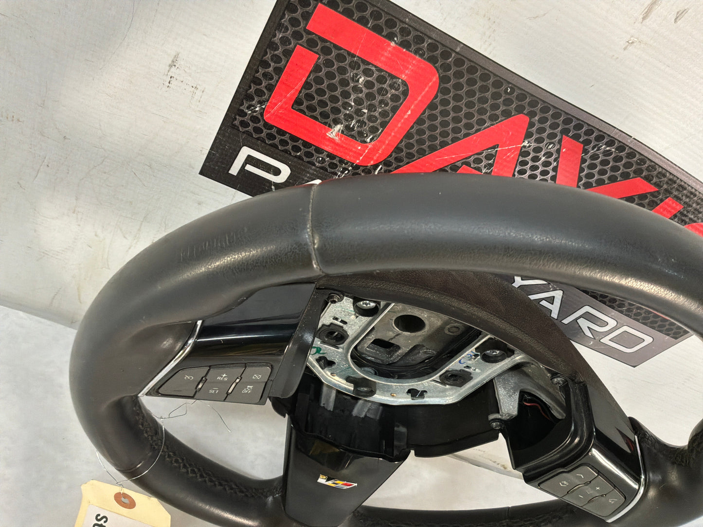 Steering wheel - Day's Parts Yard