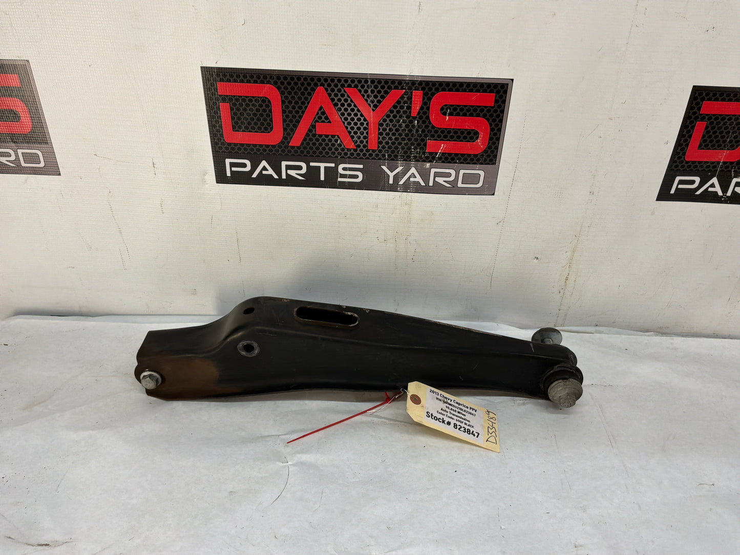 Control arm - Day's Parts Yard