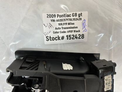 Rear lh door handle - Day's Parts Yard