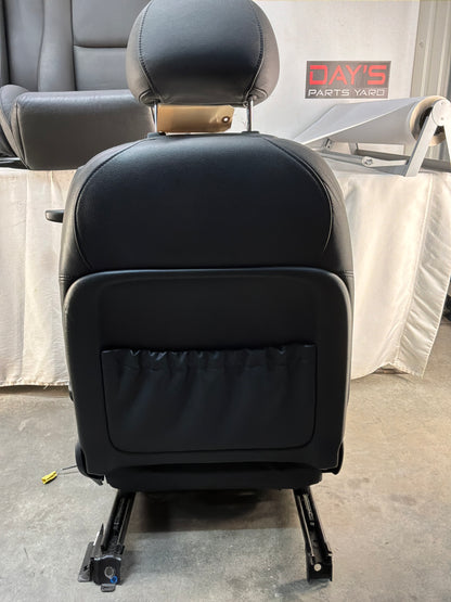 2004 Pontiac GTO Seats Fronts and Rears Black Leather OEM