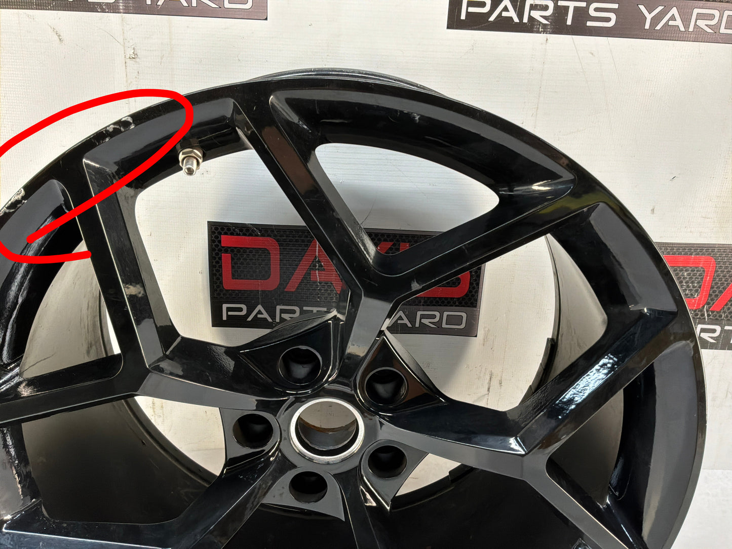 Front wheel - Day's Parts Yard